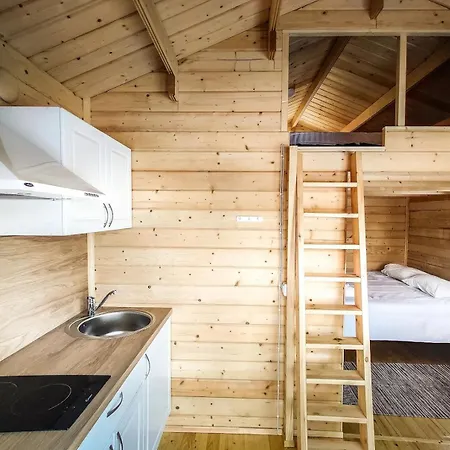 Campsite Joekaeaeru Puhkekeskus Rannapungerjal *